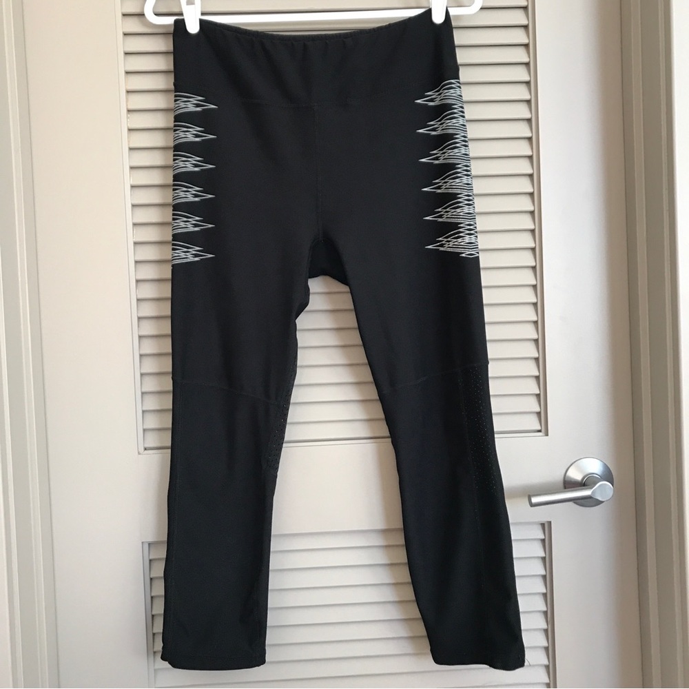 R8 Black Activewear Black and Gray Zipper Leggings Women Size L